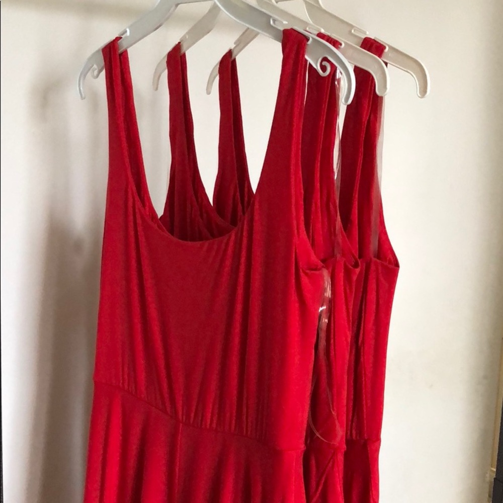 RED DRESS - Picture 4 of 7